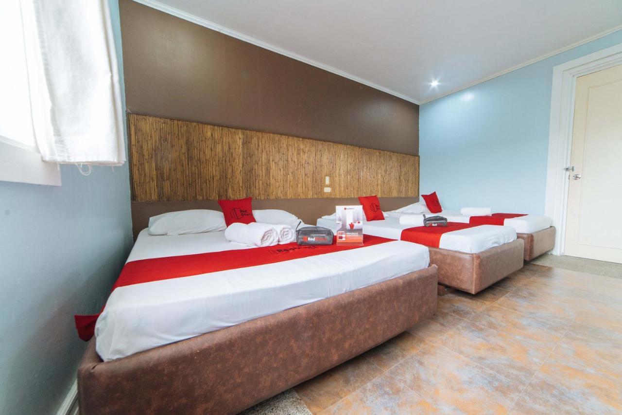 Reddoorz @ N Roldan Street Hotel Kalibo Luaran gambar
