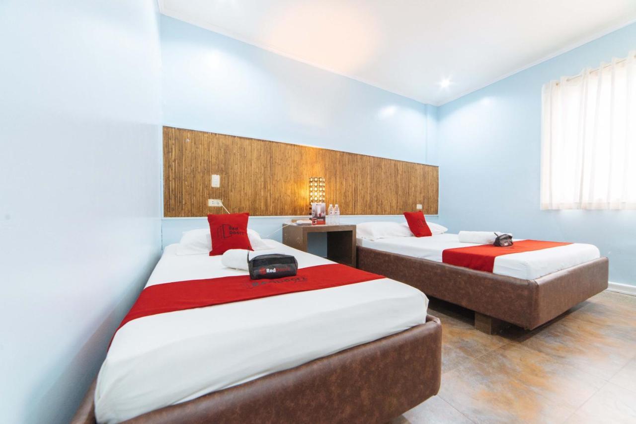 Reddoorz @ N Roldan Street Hotel Kalibo Luaran gambar